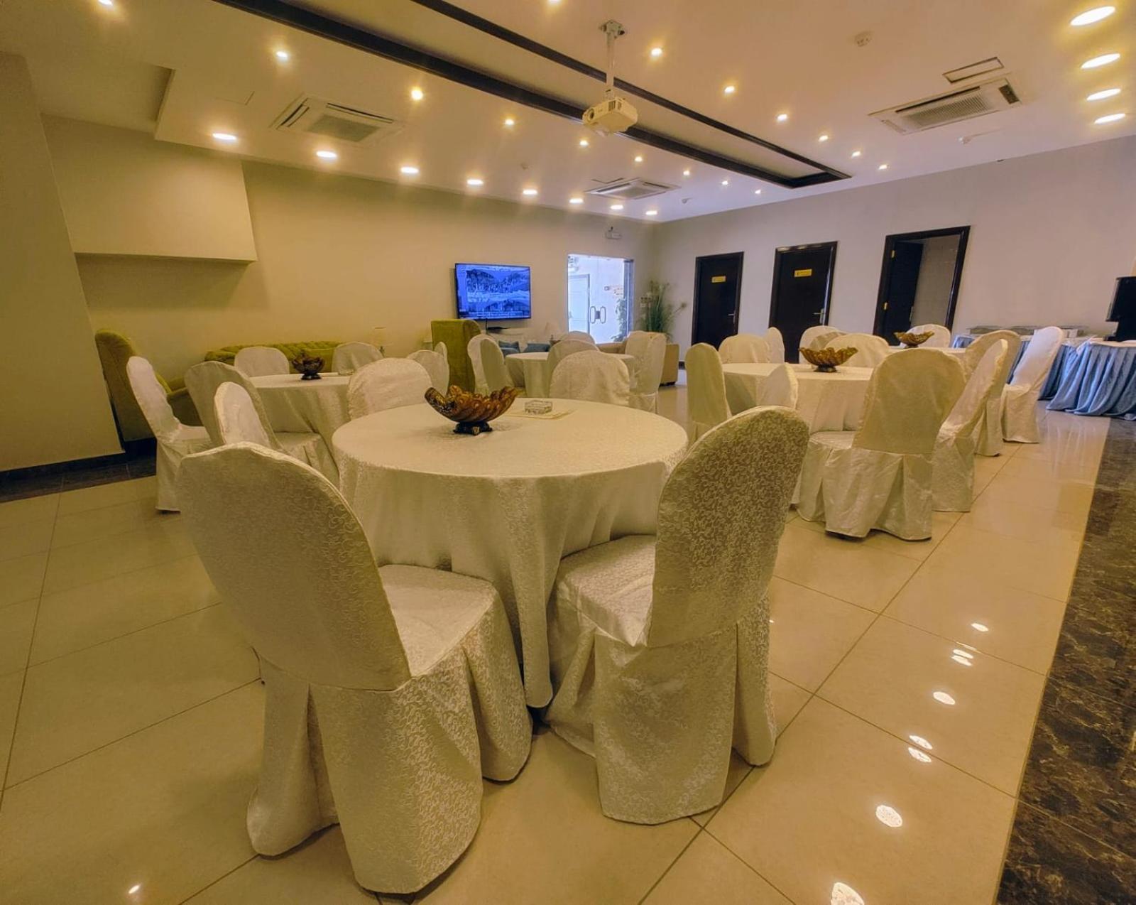 Al Mokhmalia Serviced Apartments Medina Esterno foto
