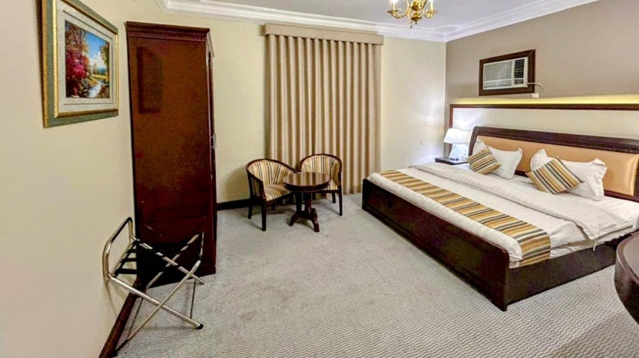 Al Mokhmalia Serviced Apartments Medina Esterno foto